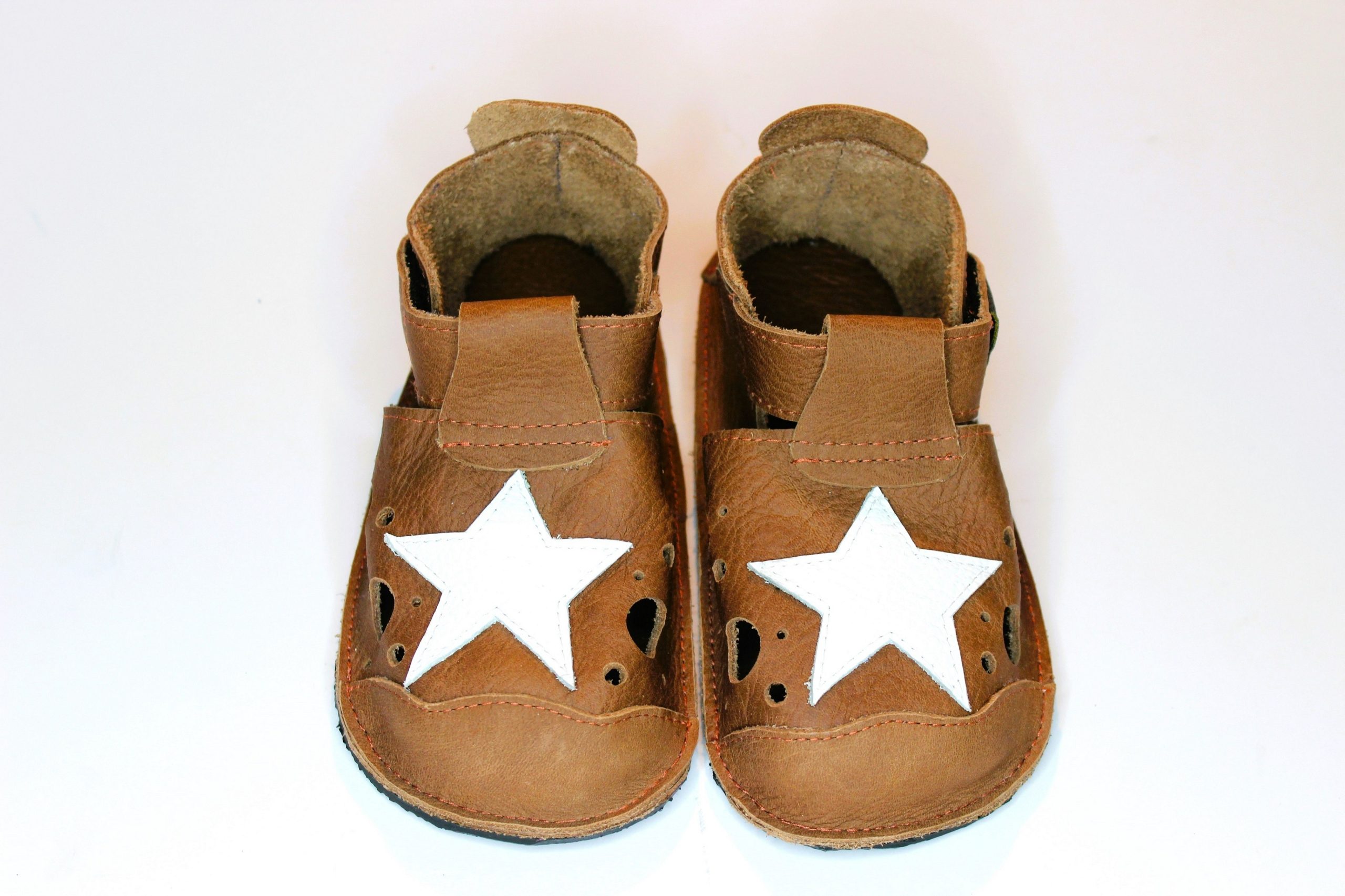 Barefoot basutės (26-28 dydis)